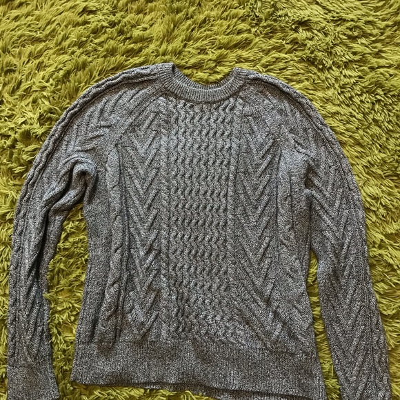 GAP Sweaters - ✨CABLE KNOT SWEATER✨